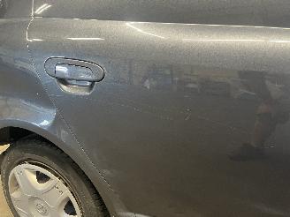 Toyota Yaris Yaris (P1) Hatchback 1.3 16V VVT-i (2SZFE) [64kW]  (04-2002/09-2005) picture 7