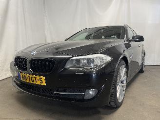 skadebil auto BMW 5-serie 5 serie Touring (F11) Combi 528i 16V (N20-B20A) [180kW]  (09-2011/02-2=
017) 2012/1