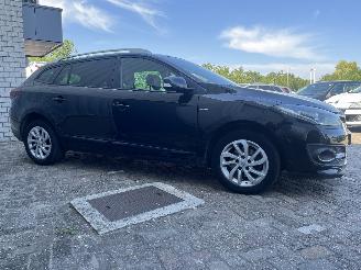 Renault Mégane Megane III Grandtour (KZ) Combi 5-drs 1.2 16V TCE 115 (H5F-400(H5F-A4)=
) [85kW]  (03-2012/02-2016) picture 8