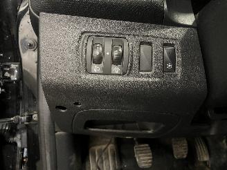 Renault Clio Clio IV Estate/Grandtour (7R) Combi 5-drs 1.5 Energy dCi 90 FAP (K9K-6=
28(K9K-E6)) [66kW]  (11-2012/08-2021) picture 22