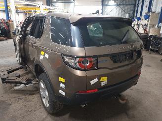 Land Rover Discovery Discovery Sport (LC) Terreinwagen 2.0 eD4 150 16V (204DTD) [110kW]  (1=
2-2014/...) picture 4