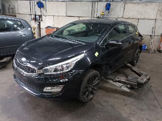 Sloopauto Kia Pro cee d Pro cee'd (JDB3) Hatchback 3-drs 1.6 GDI 16V (G4FD) [99kW]  (03-2013/1=
2-2018) 2013/6