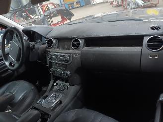 Land Rover Discovery Discovery IV (LAS) Terreinwagen 3.0 TD V6 24V (306DT(TDV6)) [155kW]  (=
05-2010/12-2018) picture 5