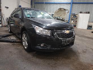 Daewoo Cruze Cruze (300) Sedan 1.8 16V VVT (F18D4(Euro 5)) [104kW]  (05-2009/12-201=
5) picture 2