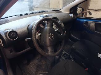Toyota Aygo Aygo (B10) Hatchback 1.0 12V VVT-i (1KR-FE) [50kW]  (07-2005/05-2014) picture 5