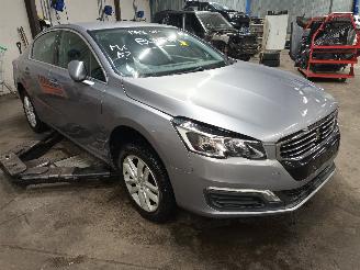 Peugeot 508 508 (8D) Sedan 1.6 BlueHDI 120 (DV6FC(BHZ)) [88kW]  (03-2014/12-2018) picture 2