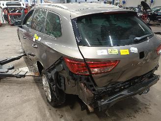 Seat Leon Leon ST (5FF) Combi 5-drs 1.6 TDI 16V (CRKB) [81kW]  (09-2013/08-2020)= picture 4