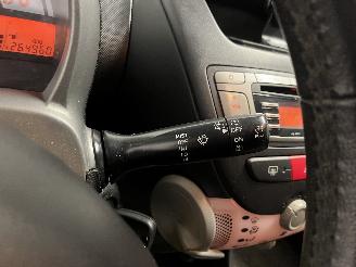 Toyota Aygo Aygo (B10) Hatchback 1.0 12V VVT-i (1KR-FE) [50kW]  (07-2005/05-2014) picture 21