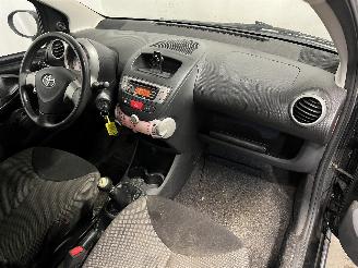 Toyota Aygo Aygo (B10) Hatchback 1.0 12V VVT-i (1KR-FE) [50kW]  (07-2005/05-2014) picture 15