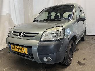  Peugeot Partner Partner Combispace MPV 1.6 16V (TU5JP4(NFU)) [80kW]  (07-2001/03-2008)= 2004/10