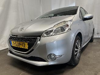 skadebil auto Peugeot 208 208 I (CA/CC/CK/CL) Hatchback 1.0 Vti 12V PureTech (EB0(ZMZ)) [50kW]  =
(03-2012/12-2019) 2013/10