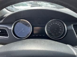 Peugeot 508 508 SW (8E/8U) Combi 1.6 THP 16V (EP6CDT(5FV)) [115kW]  (11-2010/12-20=
18) picture 20