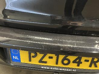 Volkswagen Golf Golf VI (5K1) Hatchback 1.2 TSI BlueMotion (CBZB) [77kW]  (11-2008/11-=
2012) picture 12