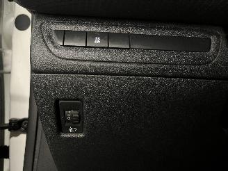 Peugeot 2008 2008 (CU) MPV 1.2 Vti 12V PureTech 82 (EB2F(HMZ)) [60kW]  (03-2013/12-=
2018) picture 23