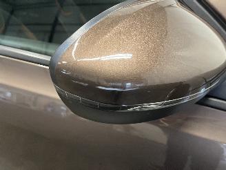 Peugeot 308 308 (L3/L8/LB/LH/LP) Hatchback 5-drs 1.2 12V e-THP PureTech 130 (EB2DT=
S(HNY)) [96kW]  (11-2013/06-2021) picture 11