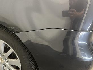 Mazda 5 5 (CR19) MPV 1.8i 16V (L823) [85kW]  (02-2005/05-2010) picture 13