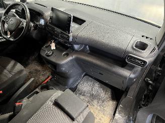 Opel Combo Combo Cargo Van 1.5 CDTI 130 (D15DTH(DV5RC)) [96kW]  (08-2018/...) picture 17