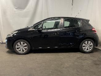 Peugeot 208 208 I (CA/CC/CK/CL) Hatchback 1.2 Vti 12V PureTech 82 (EB2F(HMZ)) [60k=
W]  (03-2012/12-2019) picture 4