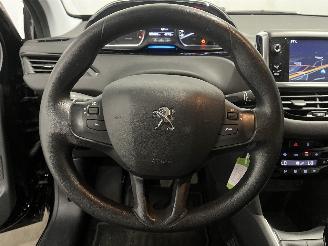 Peugeot 208 208 I (CA/CC/CK/CL) Hatchback 1.2 Vti 12V PureTech 82 (EB2F(HMZ)) [60k=
W]  (03-2012/12-2019) picture 19