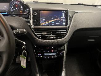 Peugeot 208 208 I (CA/CC/CK/CL) Hatchback 1.2 Vti 12V PureTech 82 (EB2F(HMZ)) [60k=
W]  (03-2012/12-2019) picture 20