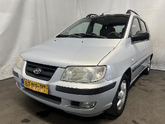  Hyundai Matrix Matrix Hatchback 1.6 16V (G4ED) [76kW]  (06-2001/04-2010) 2004/1