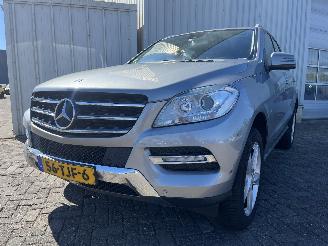 uszkodzony samochody osobowe Mercedes ML ML III (166) SUV 2.1 ML-250 CDI 16V BlueTEC 4-Matic (OM651.960) [150kW=
]  (06-2011/12-2015) 2012/2