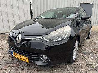 škoda osobní automobily Renault Clio Clio IV Estate/Grandtour (7R) Combi 5-drs 0.9 Energy TCE 90 12V (H4B-4=
00(H4B-A4)) [66kW]  (01-2013/08-2021) 2014/3