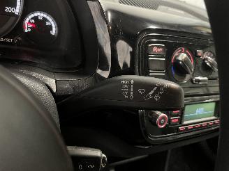Volkswagen Up! Up! (121) Hatchback 1.0 12V 60 (CHYA) [44kW]  (08-2011/08-2020) picture 20
