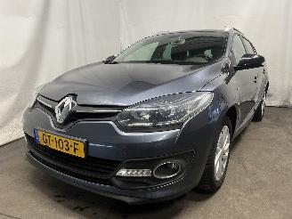 Vaurioauto  passenger cars Renault Mégane Megane III Grandtour (KZ) Combi 5-drs 1.2 16V TCE 115 (H5F-400(H5F-A4)=
) [85kW]  (03-2012/02-2016) 2015/6