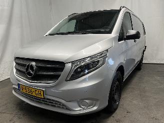 uszkodzony samochody osobowe Mercedes Vito Vito (447.6) Van 2.2 114 CDI 16V (OM651.950) [100kW]  (10-2014/...) 2017/5