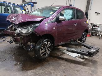 demontáž osobní automobily Peugeot 108 108 Hatchback 1.0 12V (1KRFE(CFB)) [51kW]  (05-2014/...) 2014/11