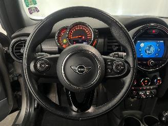 Mini Mini Mini (F56) Hatchback 3-drs 1.5 12V Cooper (B38A15A) [100kW]  (12-2013/=
=2E..) picture 19