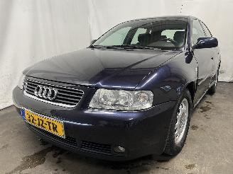 damaged passenger cars Audi A3 A3 (8L1) Hatchback 1.6 (BFQ) [75kW]  (08-2000/05-2003) 2002/10
