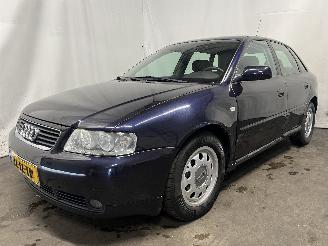 Audi A3 A3 (8L1) Hatchback 1.6 (BFQ) [75kW]  (08-2000/05-2003) picture 3