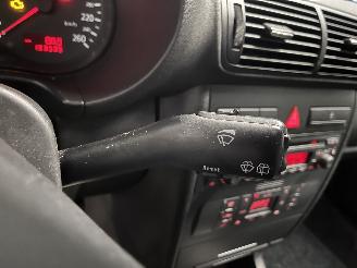Audi A3 A3 (8L1) Hatchback 1.6 (BFQ) [75kW]  (08-2000/05-2003) picture 23