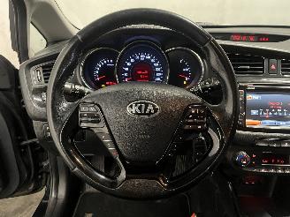 Kia Cee d Cee'd Sportswagon (JDC5) Combi 1.6 GDI 16V (G4FD) [99kW]  (09-2012/12-=
2018) picture 15