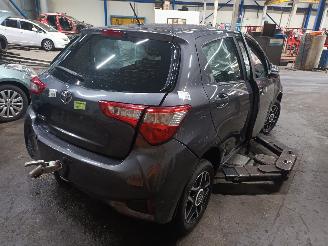 Toyota Yaris Yaris III (P13) Hatchback 1.5 16V Dual VVT-iE (2NRFKE) [82kW]  (03-201=
7/09-2020) picture 3
