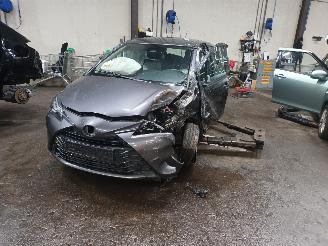 Sloopauto Toyota Yaris Yaris III (P13) Hatchback 1.5 16V Dual VVT-iE (2NRFKE) [82kW]  (03-201=
7/09-2020) 2017/12