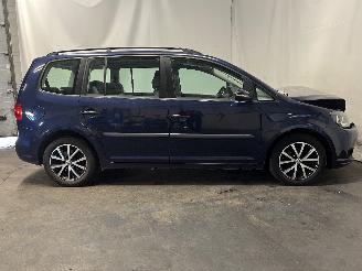 Volkswagen Touran Touran (1T3) MPV 1.6 TDI 16V (CAYC(Euro 5)) [77kW]  (05-2010/05-2015) picture 7