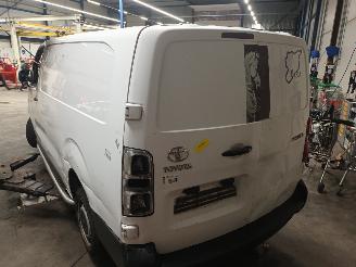 Toyota Proace ProAce Van 1.6 D-4D 95 16V (3WZTV(DV6FDU)) [70kW]  (02-2016/04-2020) picture 4