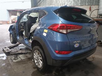 Hyundai Tucson Tucson (TL) SUV 1.6 GDi 16V 2WD (G4FD(Euro 4)) [97kW]  (06-2015/09-202=
0) picture 4