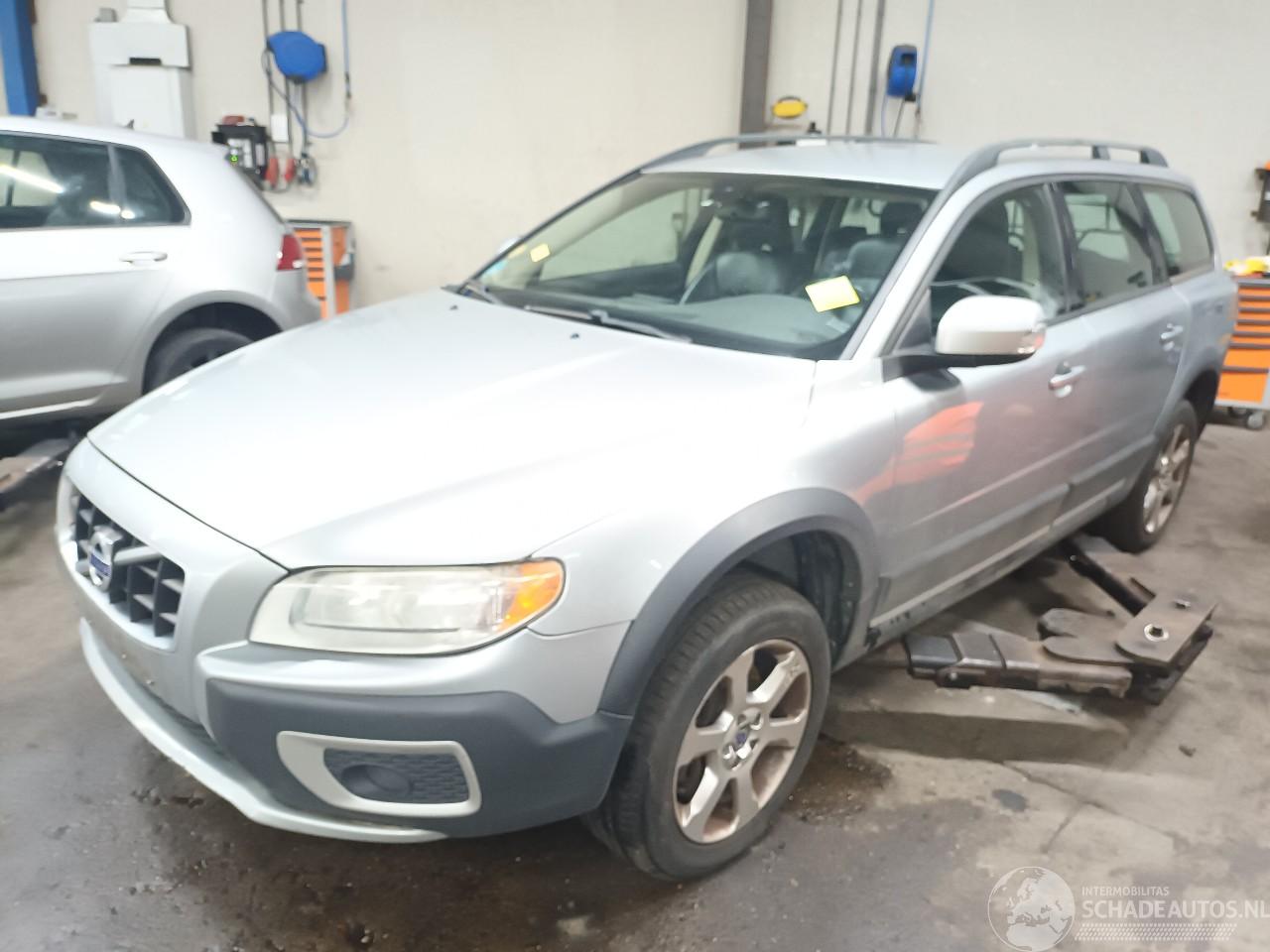 Volvo Xc-70 XC70 (BZ) SUV 2.4 D5 20V AWD (D5244T4) [136kW]  (04-2007/12-2009)
