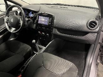 Renault Clio Clio IV Estate/Grandtour (7R) Combi 5-drs 0.9 Energy TCE 90 12V (H4B-4=
00(H4B-A4)) [66kW]  (01-2013/08-2021) picture 10