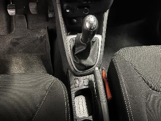 Renault Clio Clio IV Estate/Grandtour (7R) Combi 5-drs 0.9 Energy TCE 90 12V (H4B-4=
00(H4B-A4)) [66kW]  (01-2013/08-2021) picture 15