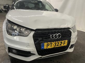 Audi A1 A1 Sportback (8XA/8XF) Hatchback 5-drs 1.2 TFSI (CBZA) [63kW]  (01-201=
2/04-2015) picture 9