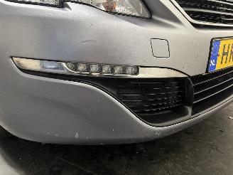 Peugeot 308 308 SW (L4/L9/LC/LJ/LR) Combi 5-drs 1.6 BlueHDi 120 (DV6FC(BHZ)) [88kW=
]  (03-2014/12-2021) picture 8