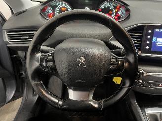 Peugeot 308 308 SW (L4/L9/LC/LJ/LR) Combi 5-drs 1.6 BlueHDi 120 (DV6FC(BHZ)) [88kW=
]  (03-2014/12-2021) picture 16