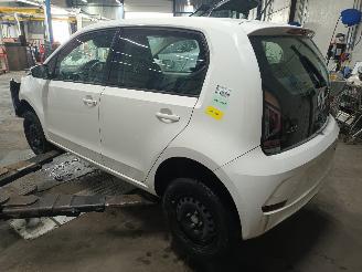 Volkswagen Up! Up! (121) Hatchback 1.0 12V 60 (CHYA) [44kW]  (08-2011/08-2020) picture 4