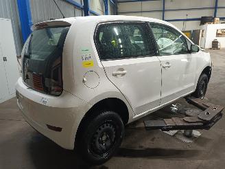 Volkswagen Up! Up! (121) Hatchback 1.0 12V 60 (CHYA) [44kW]  (08-2011/08-2020) picture 3