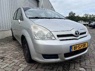 Toyota Corolla Corolla Verso (R10/11) MPV 1.6 16V VVT-i (3ZZFE) [81kW]  (04-2004/03-2=
009) picture 5